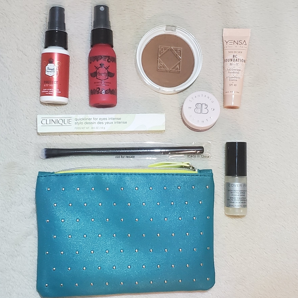 😍Beauty Bundle🌻 bronzer, bag, and more!!